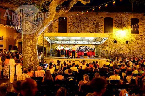 Le Campanar : La chorale en Catalan de Collioure. Photographie de Jean-Luc RECLOUX. Collioure-2291 Le Campanar : La chorale en Catalan de Collioure. Photographie de Jean-Luc RECLOUX. Collioure-2291