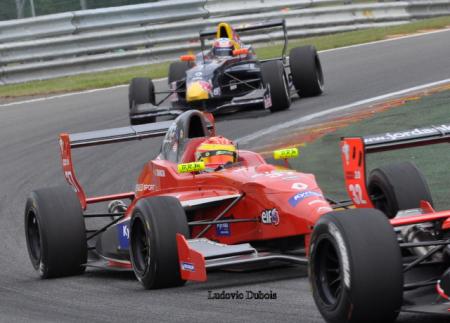 Francorchamps. ® World Series by Renault.