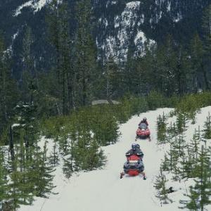 (c) Travel Alberta
