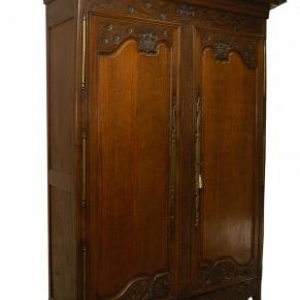 armoire de mariage en chene (Normandie, milieu 19eme siecle)