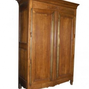 armoire Louis-Philippe en chene avec marqueterie ( Normandie, fin 19eme siecle)