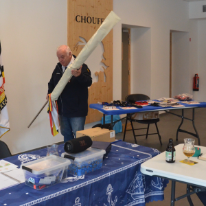 Passation de notre Drapeau Marine de la FN-ZM à notre Porte Drapeaux