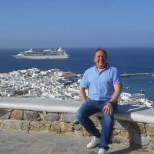 Bienvenue à Mykonos! Kalos orisaté sti Mykono! Avec José Burgeon et Jacques Chaumont.