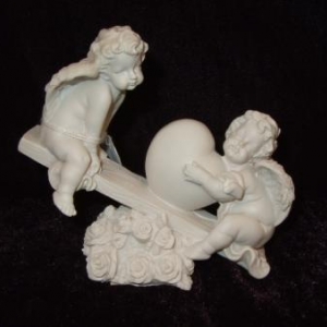 Ange, cupidon, ange porte photo, ange porte bonheur
