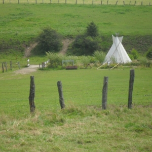 La ferme d’A Yaaz. Le tipi: on peut y passer la nuit