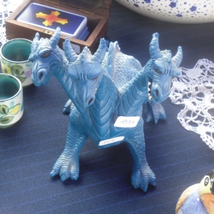 Le dragon bleu de l'Apocalypse.