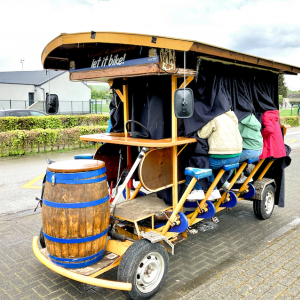 Let it Bike, le beer bike de Hotton, monte en puissance avec  the Ultimate Show