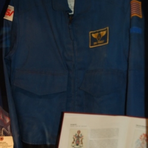 Tenue de Dirk Frimout