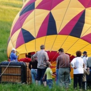 Ferme de la Montgolfière : 5 montgolfières à Gérouville