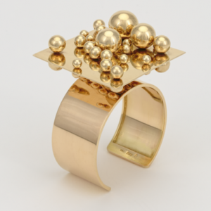 De l’ancien au contemporain, avec « Boules des deux Côtes d’un Carré » © Pol Bury/1968 © « Fondation Roi Baudouin »