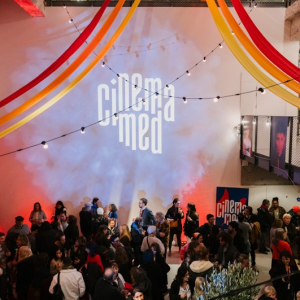 Dans l’ambiance conviviale du « Marché Med » © Ph. : Jules Toulet/« Cinemamed »