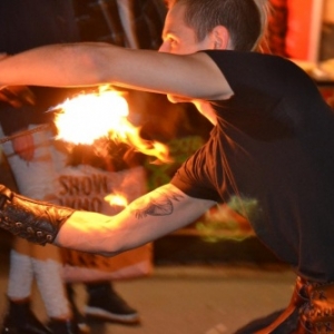 Animation lors de l Ouverture, le 29 decembre, Place de l Ange (c) Murielle Lecocq