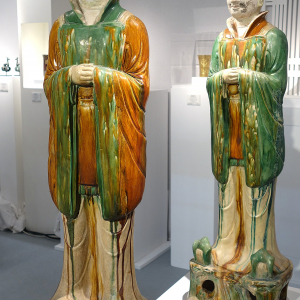 Hauts dignitaires/Chine © "Ming-k'i Gallery A.&S. Janssens" E-13 © Ph. : Fabien Sebo