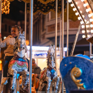 A cheval, sur la place de l’Ange ⓒ Photo : « GM Vision »/Ville de Namur
