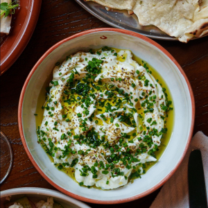 Quand Bruxelles goûte enfin la Grèce d'aujourd'hui IDEA fait peau neuve