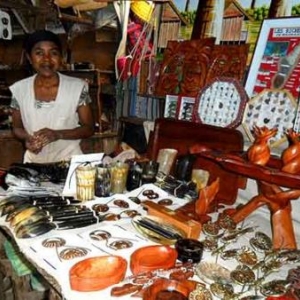 Artisan(e)s et marchand(e)s...-ph 1078
