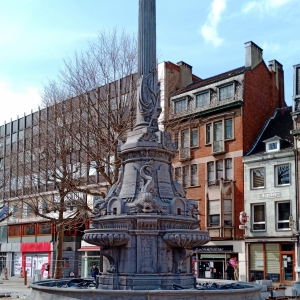 10. La fontaine David