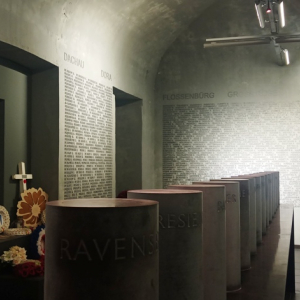 Le Fort de Breendonk ( photo: F. Detry ) - La salle des urnes Le Fort de Breendonk ( photo: F. Detry ) - La salle des urnes