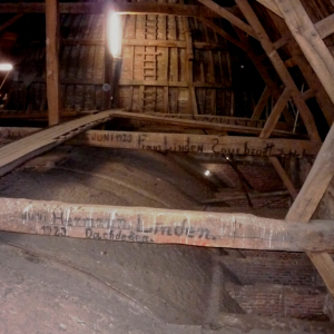 Des poutres de la nef de la cathédrale de Malmedy ( photo F. Detry )