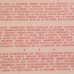 Le cimetière américain d' Henri-Chapelle ( photo Detry )