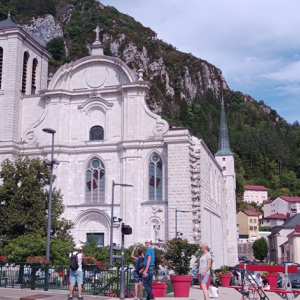 La cathédrale  de Saint - Claude ( Jura )