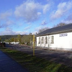 Ancien bâtiment de la gare de 1885 devenu halle à marchandises en 2012