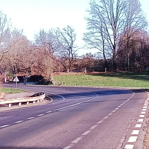 Sortie du virage en S à Masta ( Photo F. Detry )