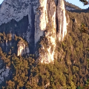 Les Trois Pucelles