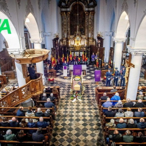 Les funérailles en l'église de Clermont ( photo L'Avenir )