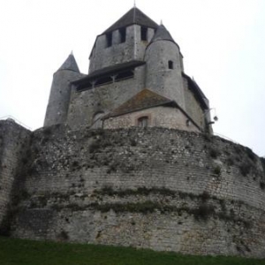 La Tour Cesar, embleme de la ville
