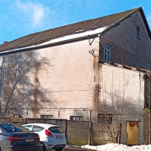 L'arrière du bâtiment prévu pour accueillir les appartements ( photo F. Detry )