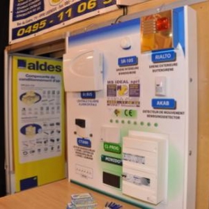 Lierneux. Salon Ecolienne.