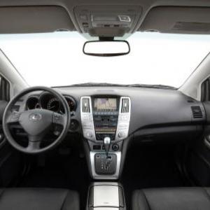 AUTO Essai: Lexus 400h.