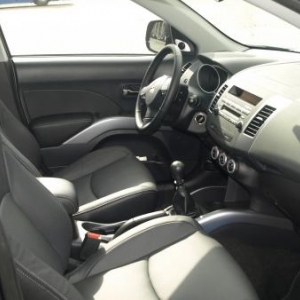 Mitsubishi Outlander.