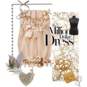 Robre elisabeth dress 98 euros collier assortis 98 euros