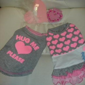 robes xs, s , m , l 19 euros t-shirt s, m, l 10 euros
