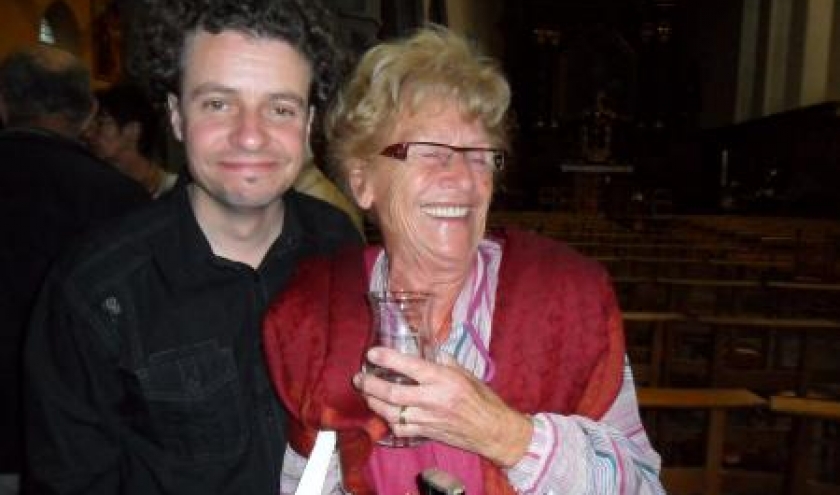 Stephane Depree, animateur culturel de Houffalize, et Jacqueline Lambin, la "marraine" des artistes houffalois