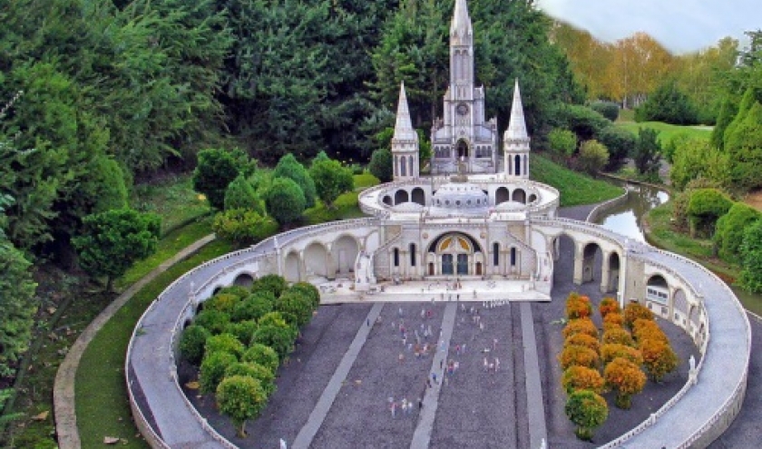 2. Lourdes 2. Lourdes