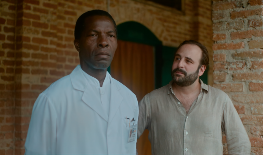 Isaach de Bankolé (D. Mukwege) & Vincent Macaigne (G.-B. Cadière) © « L’Atelier d’Images »