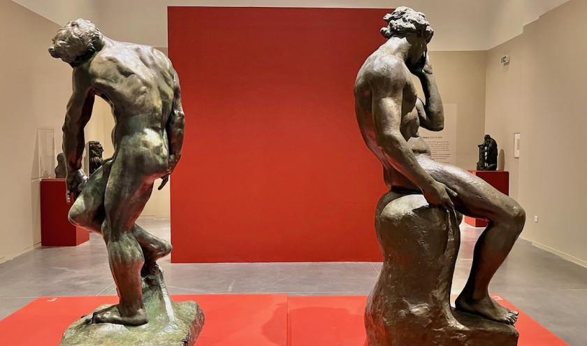 « Adam », vu par Rodin (à gauche) et vu par Bourdelle (à droite) © Photo : « La Piscine »
