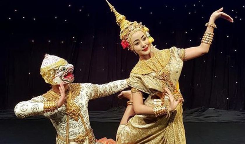 Thaïlande : Danse du "Khon" ("Ramakien") © "Triam Nom Samut Prakan Folk Dance Group"