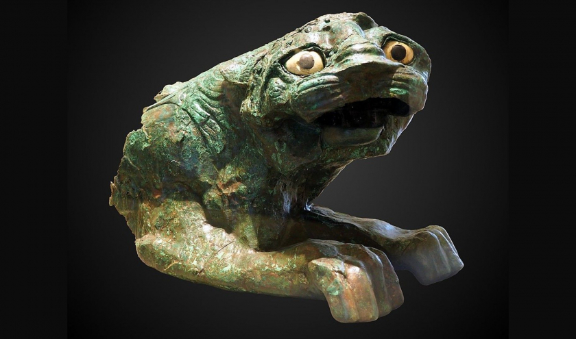 « Lion de Mari », un avant-corps en bronze © Musée du Louvre © Ph. : Raphaël Chipault