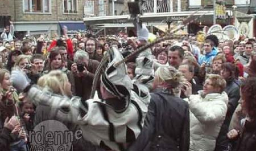 Intronisation du prince carnaval de Laroche - video 05 Intronisation du prince carnaval de Laroche - video 05