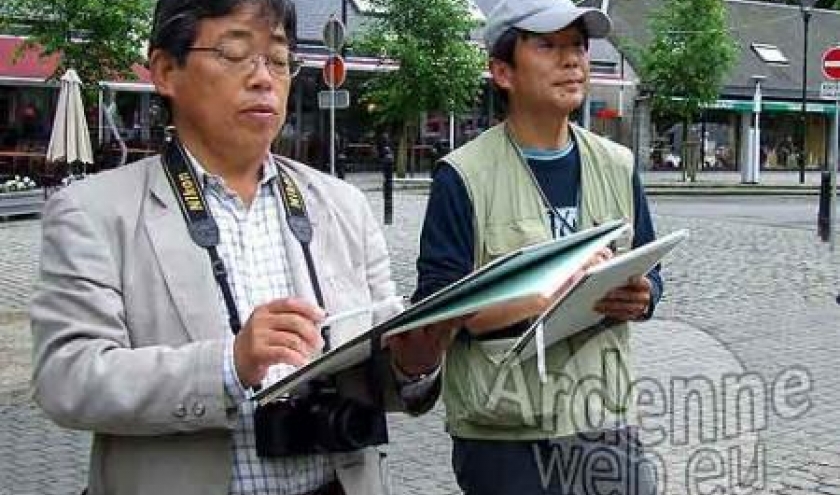 Des artistes japonais visitent Durbuy Des artistes japonais visitent Durbuy