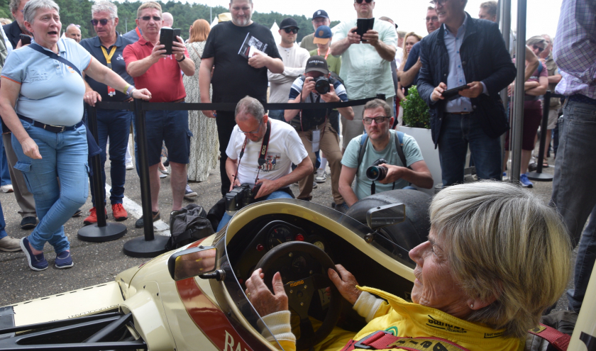 Christine Beckers, la pilote belge de 80 ans finalise son « Triptyque magique »