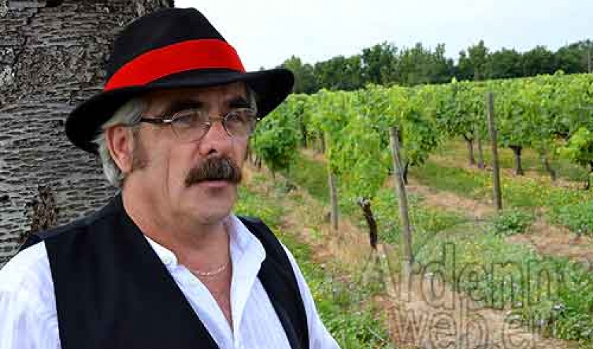 Nono Saut Palisse. Conteur Barde Patoisant Charentais Nono Saut Palisse. Conteur Barde Patoisant Charentais