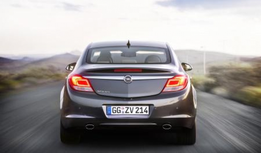 Opel Insignia. Opel Insignia.