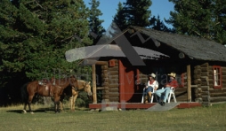 (c) Travel Alberta