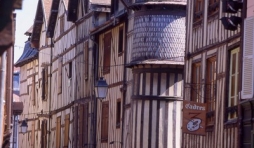 Troyes
