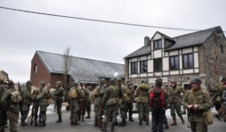 Encore des photos de la Marche commémorative de la 82ème Airborne (La Gleize)